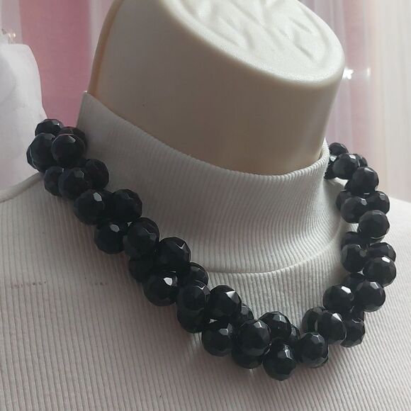 Vintage Black Faceted Glass Cluster Beads Knights Link Toggle Necklace Heavy - Picture 3 of 6